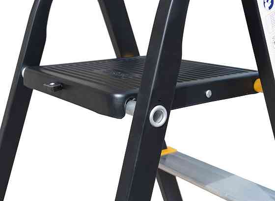 Лестница алюминий/сталь MASTERTOOL 6 ступеней h=1282 мм max 150 кг 79-1206 Харків