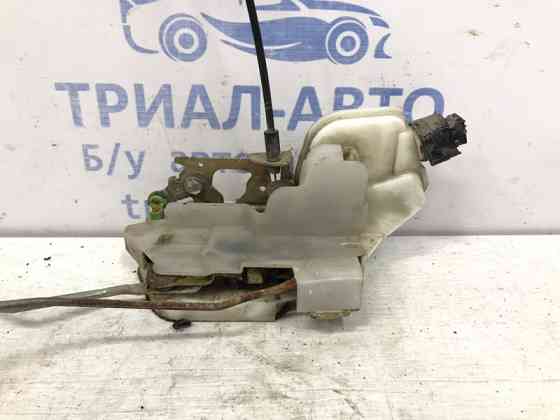 Замок двери передний правый Mitsubishi Pajero Wagon 3 3.2 ДИЗЕЛЬ 4M41 1999 (б/у) Київ