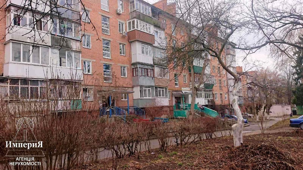 Трехкомнатная на Вокзальной.Комнаты раздельные.Кирпичный дом. Біла Церква - зображення 1