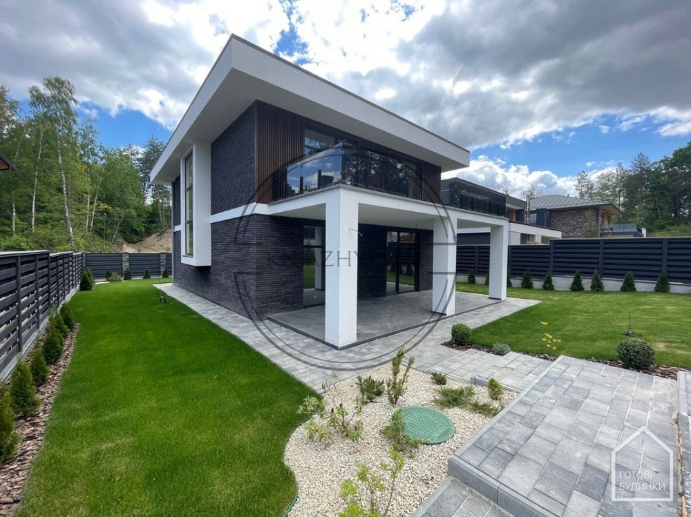 Будинок з великою ділянкою в 15 соток| 206 кв.м + 40 кв.м тепла мансарда  с.Ходосівка Київ - зображення 1