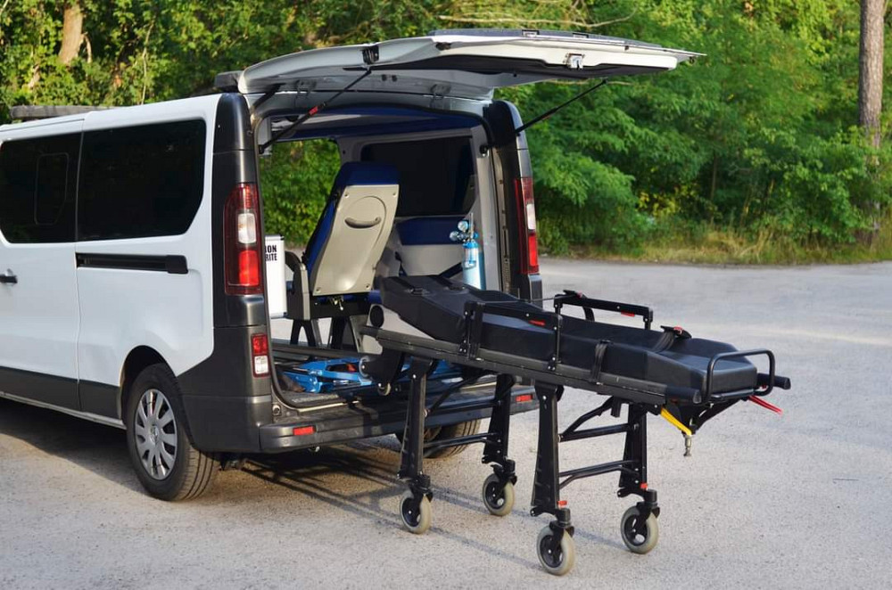 Перевозки лежачих больных и пожилых людей Украина, Европа Харків - зображення 2