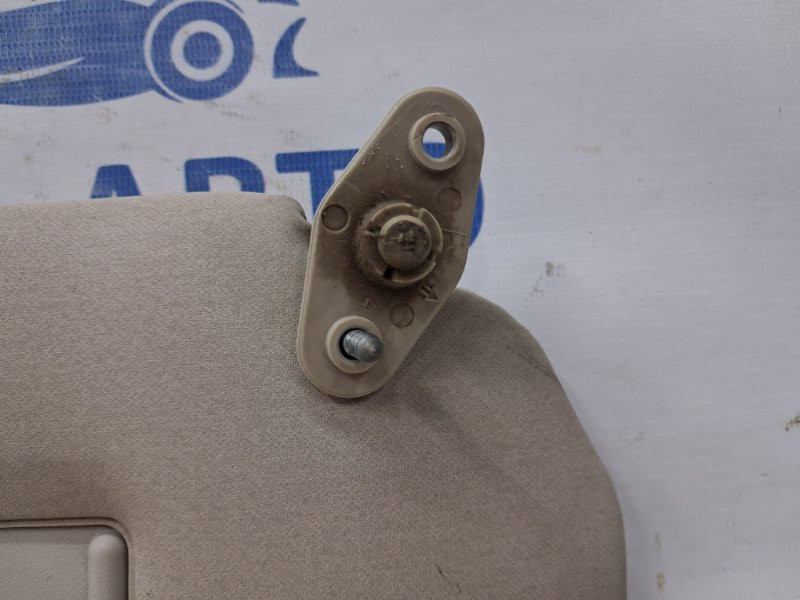 Козырек солнцезащитный правый Mitsubishi Pajero Sport K9 3.0 БЕНЗИН 6G72 1996 (б/у) Киев - изображение 2