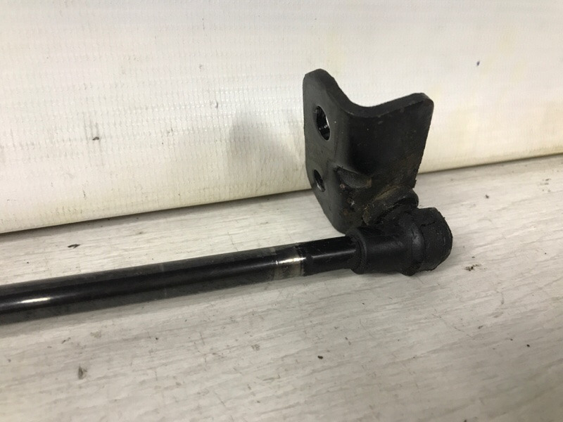 Амортизатор капота Kia Sorento 2002-2011 811813E010 (Арт. 59608) Киев - изображение 2