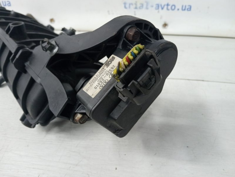 Коллектор впускной пластик Kia Sportage SL 1.7 DIESEL D4FD 2010 (б/у) Київ - зображення 3