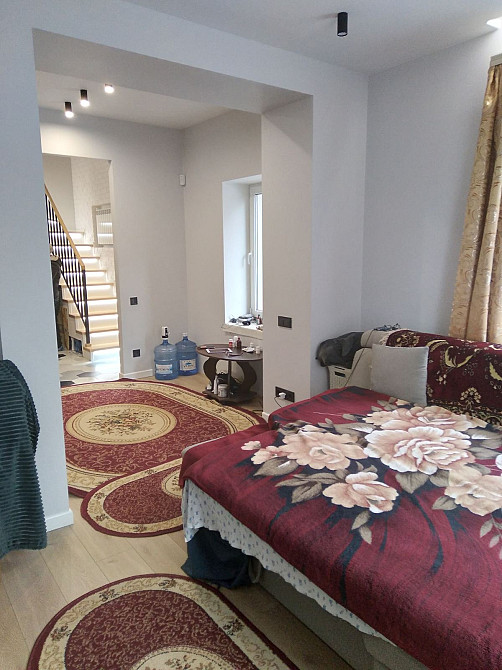 Продаю 2х этажный дом с ремонтом на пр.Добровольского Одесса - изображение 2