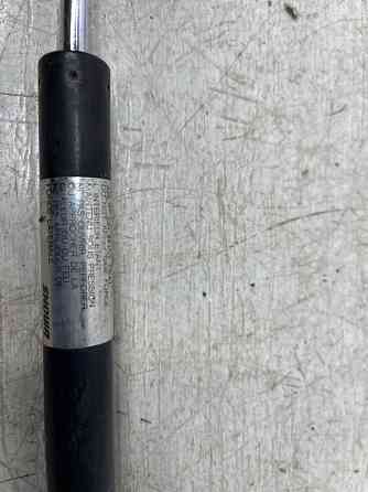 Амортизатор крышки багажника Suzuki Grand Vitara 2005-2016 81800-65820 (Арт. 70437) Київ