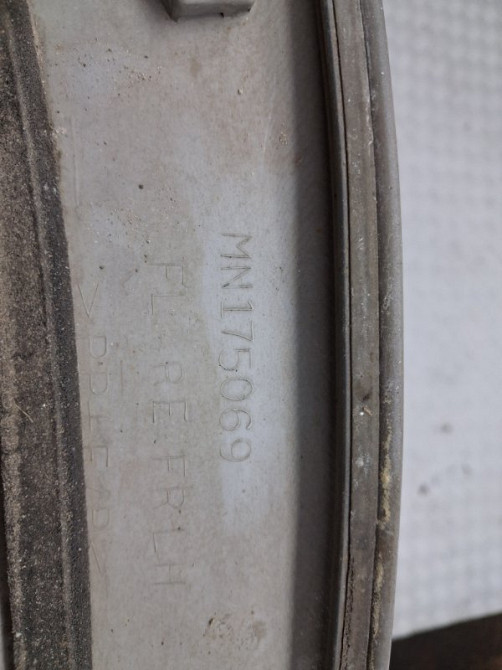 Накладка крыла Mitsubishi Outlander CU 2.4 БЕНЗИН 4G69 2003 перед. лев. (б/у) Київ - зображення 7