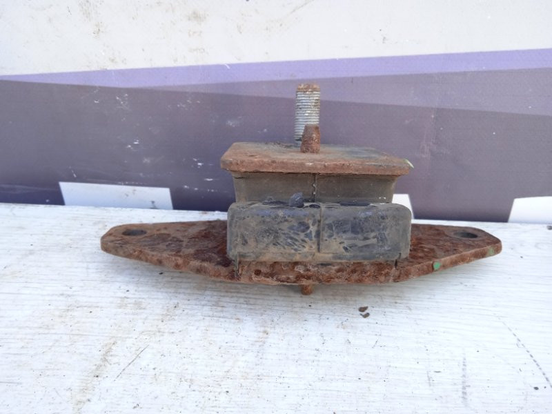 Подушка ДВС правая Toyota Land Cruiser J100 1998 (б/у) Київ - зображення 3