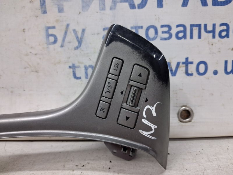 Кнопки руля Mazda 3 BK 1.6 БЕНЗИН Z6 2003 (б/у) Киев - изображение 2