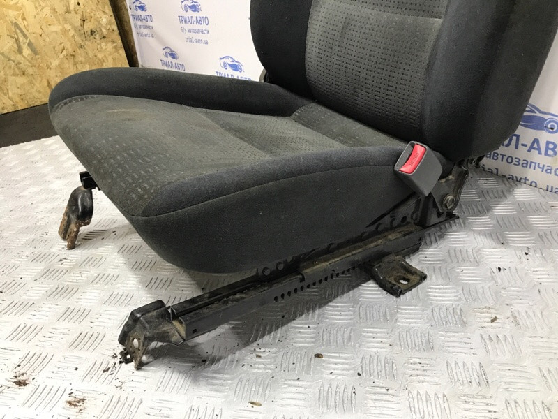 Сиденье переднее правое Mitsubishi Pajero Sport K9 2.5 DIESEL 4D56 1996 (б/у) Киев - изображение 5