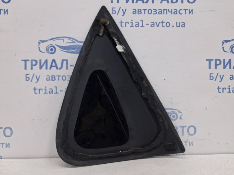 Стекло в кузов заднее правое SsangYong Rexton Y250 2.7 D27DT 2006 (б/у) Київ - зображення 2