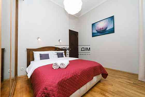 Без комісії Простора 3-х к. Кв. студія, біля ст. м. Площа Льва Толстого. № 1137355 Київ