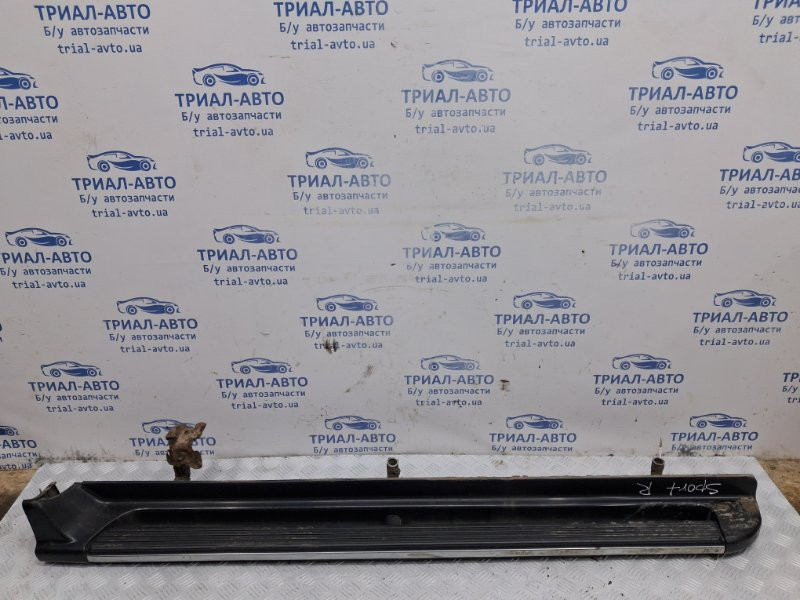 Подножка Mitsubishi Pajero Sport K9 3.0 БЕНЗИН 6G72 1996 прав. (б/у) Київ - зображення 1