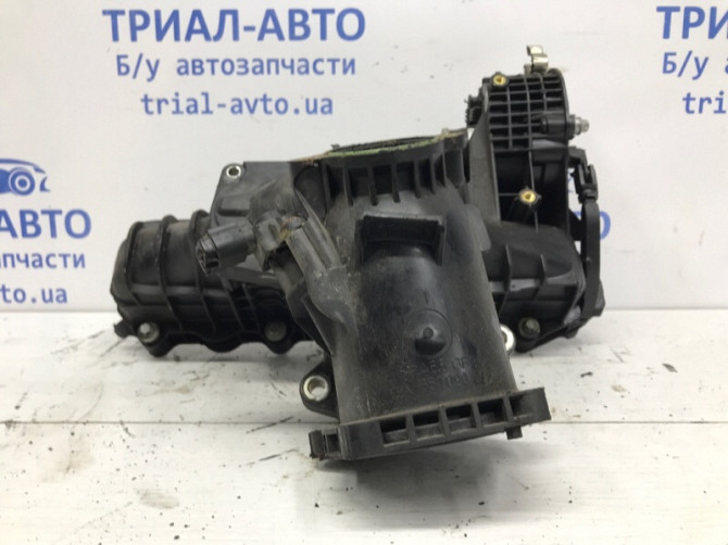 Коллектор впускной пластик Infiniti Q50 V37 2.2 DIESEL OM651 2013 (б/у) Київ - зображення 3