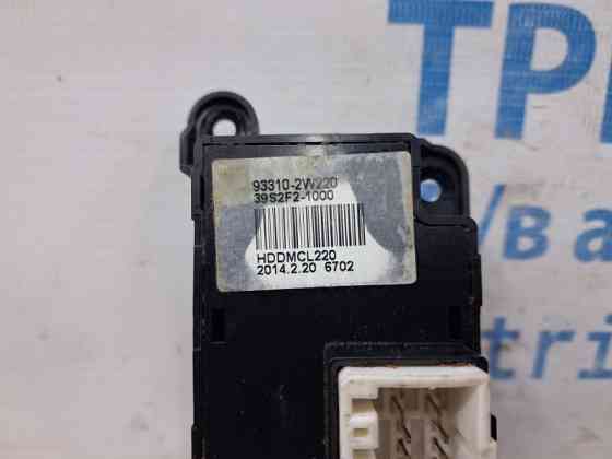 Кнопки управления Hyundai Santa fe 2012-2019 933102W220 (Арт. 69874) Київ