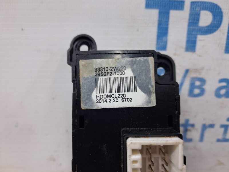 Кнопки управления Hyundai Santa fe DM 2.2 DIESEL D4HB 2012 (б/у) Киев - изображение 4