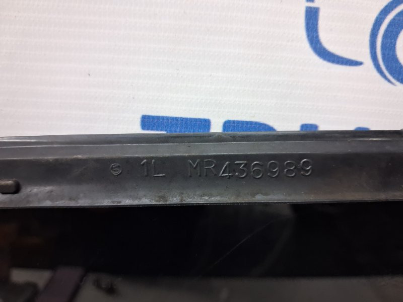 Стекло двери задней левой (форточка) Mitsubishi Pajero Wagon 1999-2006 MR436985 (Арт. 62215) Київ - зображення 3