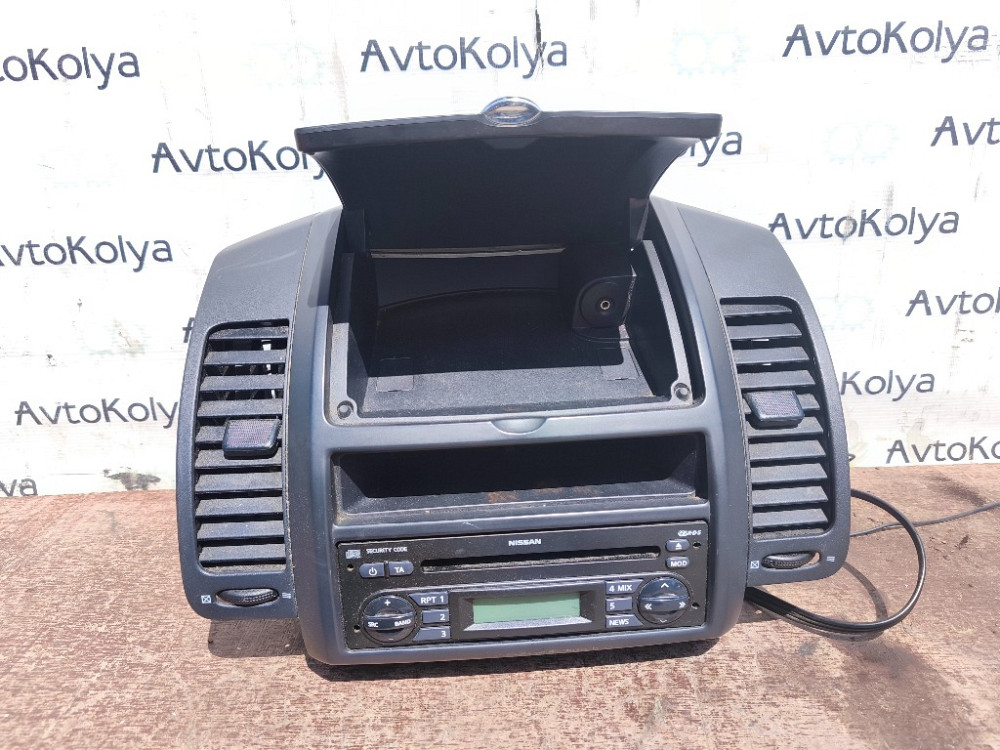 Автомагнитола + консоль бардачка Nissan Note E11 2005-2012 Ковель - зображення 2