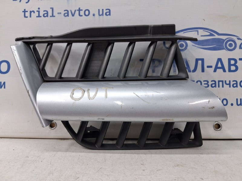 Решетка радиатора Mitsubishi Outlander CU 2.4 БЕНЗИН 4G69 2003 прав. (б/у) Киев - изображение 1