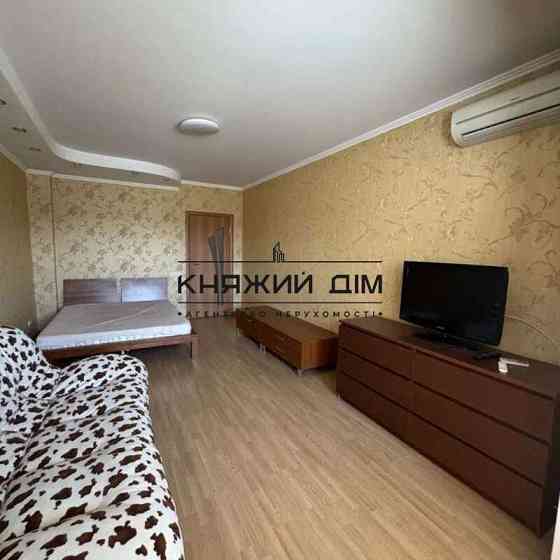 Продаж 1-кімнатної квартири м. Оскорки, Позняки Київ