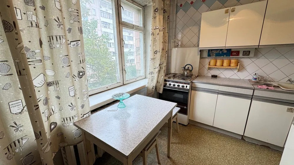 Простора 2 кім кв по вул. Симоненка 1, м. Вишгород! Центр! Газ! Вышгород - изображение 4