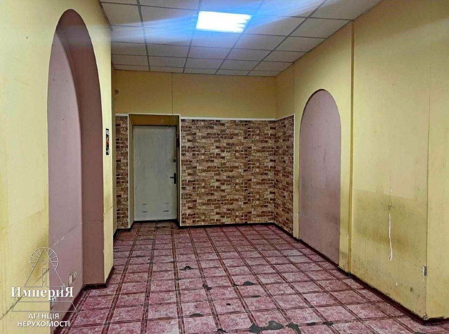 Помещение в Центре.Первый этаж.Фасад.Все коммуникации. Біла Церква - зображення 3