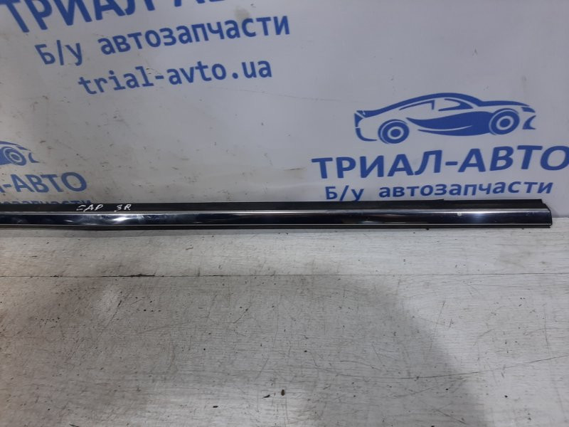Молдинг стекла двери задний Chevrolet Captiva C140 2.2 ДИЗЕЛЬ 2006 (б/у) Киев - изображение 3