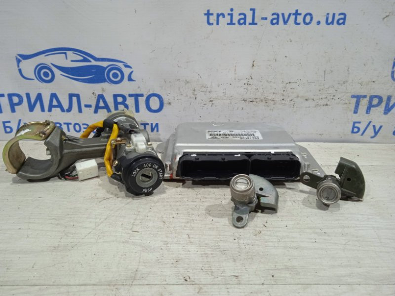 Блок управления двигателем Hyundai Tucson JM 2.0 DIESEL D4EA 2004 (б/у) Київ - зображення 3