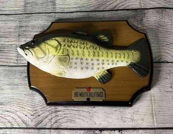 Та сама легендарна співаюча риба з «Сопрано» Киев