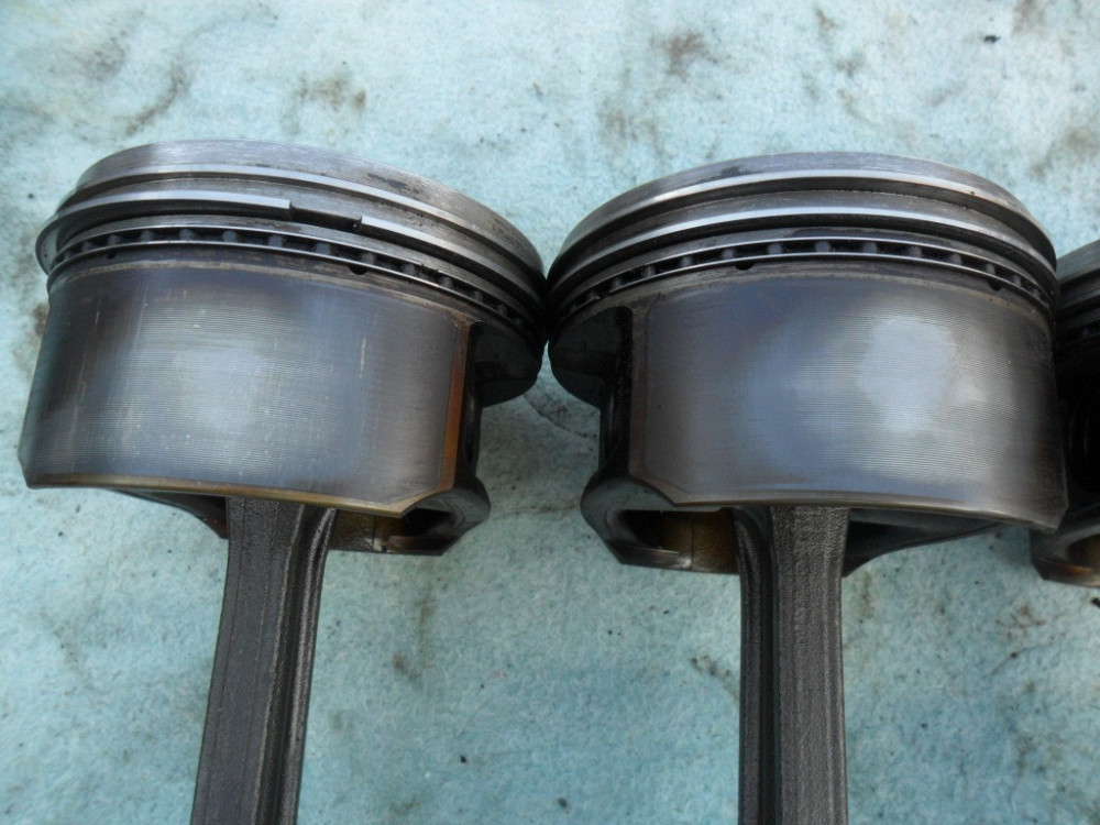 Mercedes A1110301218, Поршень Mерседес дв. М111, оригінал A1110303918 б/у Вінниця - зображення 3