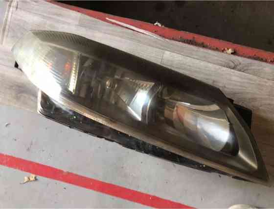Бу корпус фары Renault Laguna 2, 8200207516, xenon, правая, дорейстайлинг, без блока розжига. Кропивницький
