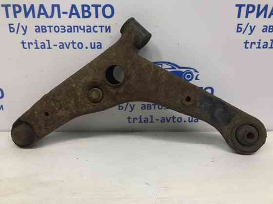 Рычаг правый Mitsubishi Lancer 9 1.6 БЕНЗИН 4G18 2003 (б/у) Киев