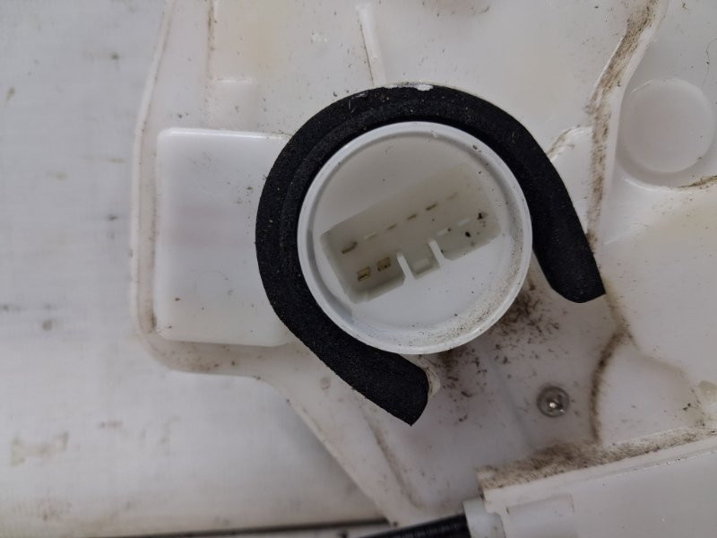 Замок двери задний правый Mitsubishi ASX GA 1.8 DIESEL 4N13 2010 (б/у) Київ - зображення 4