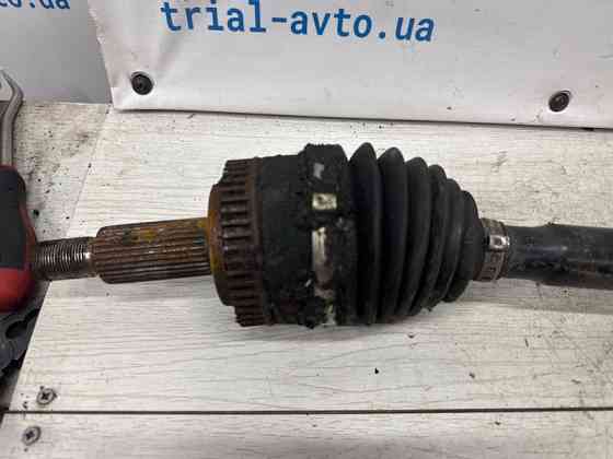 Привод передний правый МКПП Hyundai IX35 LM 1.7 DIESEL D4FD 2009 (б/у) Киев