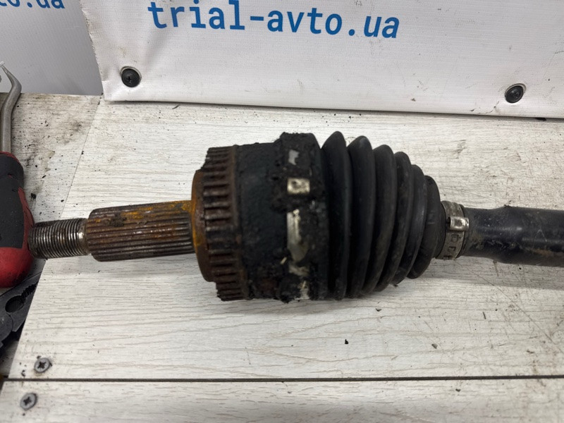 Привод передний правый МКПП Hyundai IX35 LM 1.7 DIESEL D4FD 2009 (б/у) Київ - зображення 3