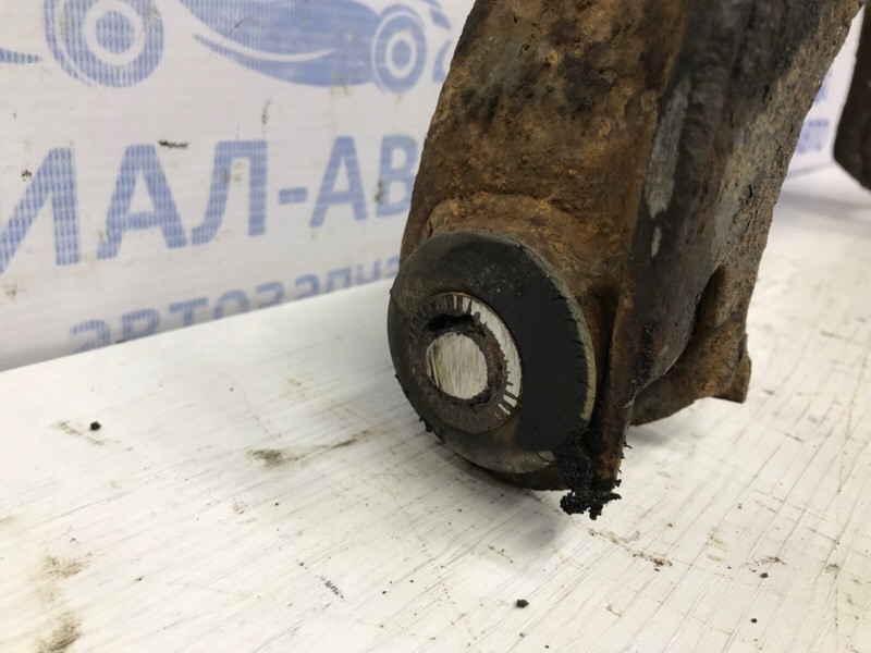 Рычаг передний нижний правый Mitsubishi Pajero Sport K9 2.5 DIESEL 4D56 1996 (б/у) Київ - зображення 3