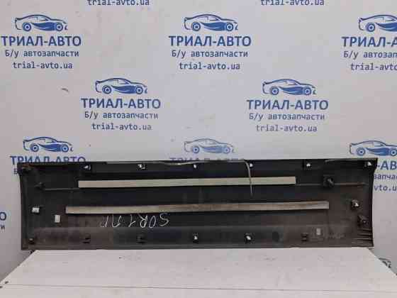 Накладка двери Kia Sorento BL 2.5 DIESEL D4CB 2002 перед. прав. (б/у) Киев