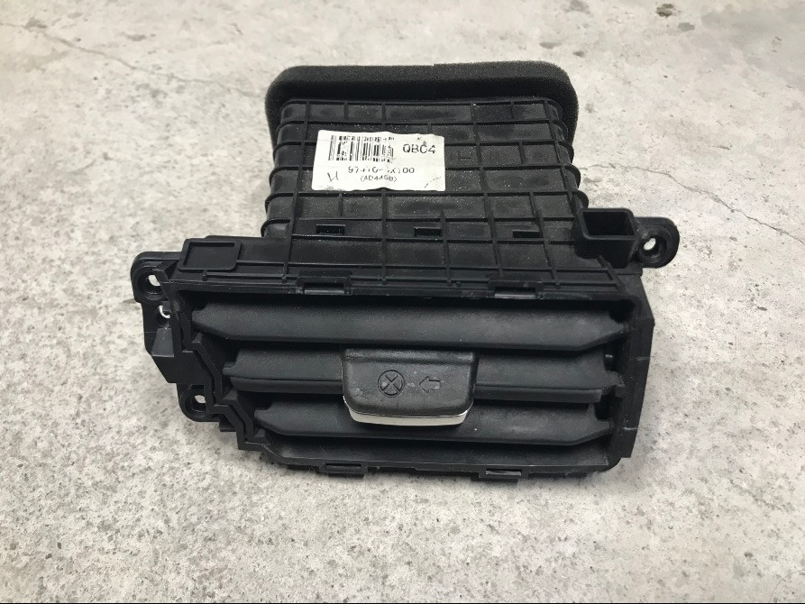 Бу дефлектор воздушный центральный левый Kia Rio 3, 97410-4X100 Кропивницький - зображення 1