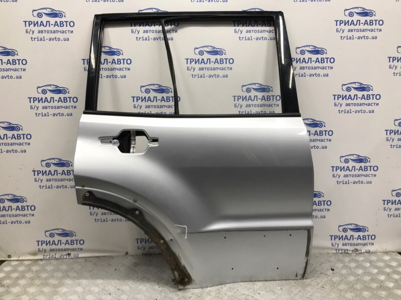 Дверь задняя правая Mitsubishi Pajero Wagon 3 3.2 ДИЗЕЛЬ 4M41 1999 (б/у) Киев - изображение 1