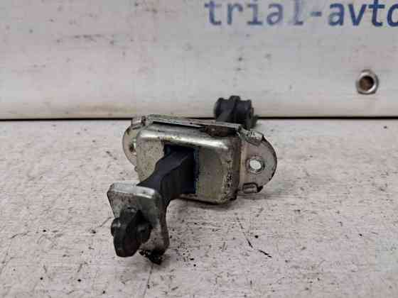 Ограничитель двери передний правый Nissan Qashqai 2006-2013 80430JD000 (Арт. 64502) Киев