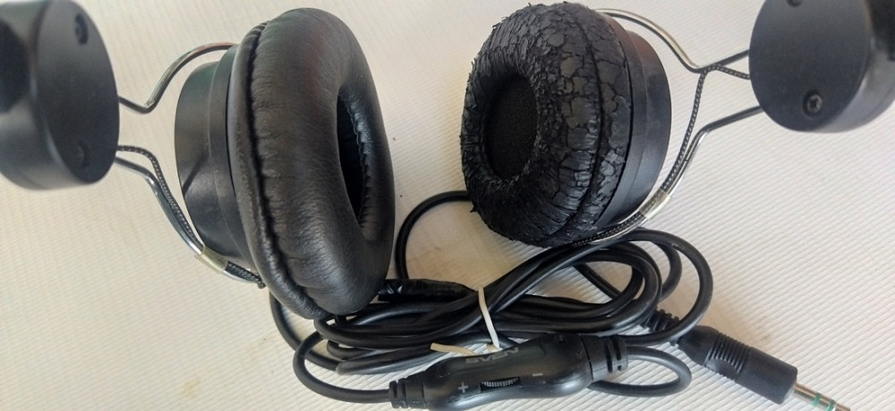 Мультимедійні навушники з регулятором гучності Sven AP-320 Львів - зображення 2