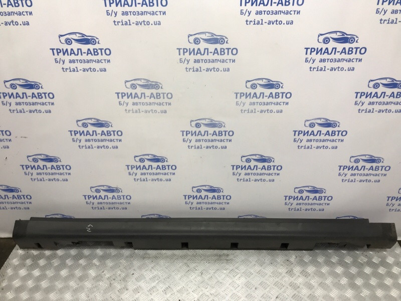 Накладка порога внешняя правая Nissan Tiida C11 1.6 БЕНЗИН HR16 2004 (б/у) Київ - зображення 1