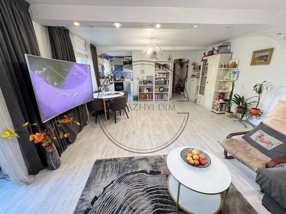 БЕЗ КОМІСІЇ! Продаж 2-кімнатної квартири студіо, метро Політехнічний університет. ГАЗ. № 21145737 Київ - зображення 1