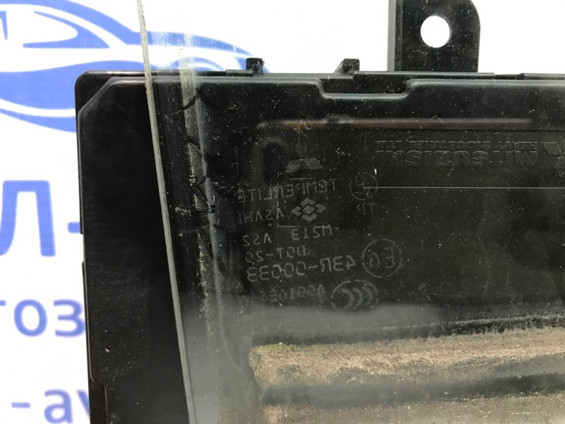 Стекло двери заднее правое Mitsubishi Pajero Wagon 4 3.2 ДИЗЕЛЬ 4M41 2006 (б/у) Київ - зображення 3