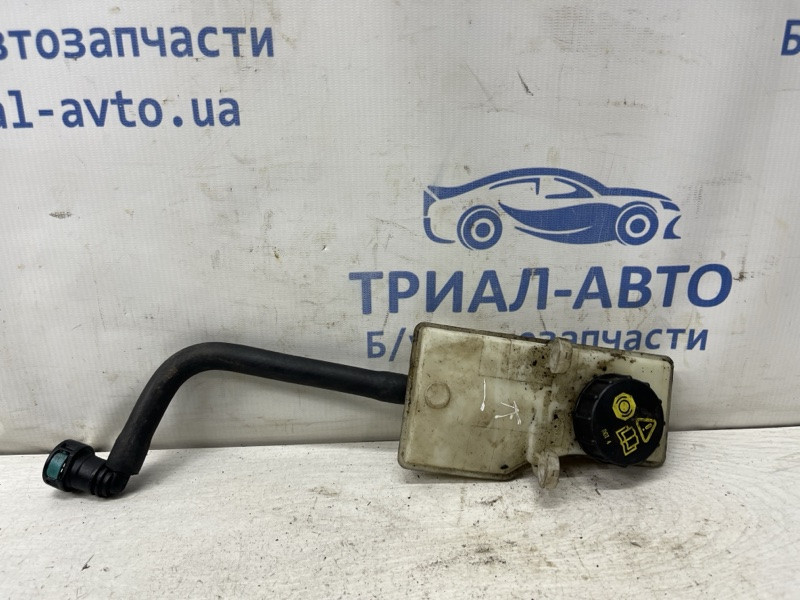 Бачок главного тормозного цилиндра Ford Kuga 2011-2019 1901455 (Арт. 79548) Київ - зображення 1