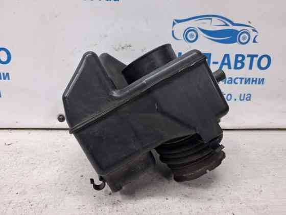 Резонатор воздушного фильтра Toyota Camry XV30 3.0 БЕНЗИН 1MZFE 2001 (б/у) Київ