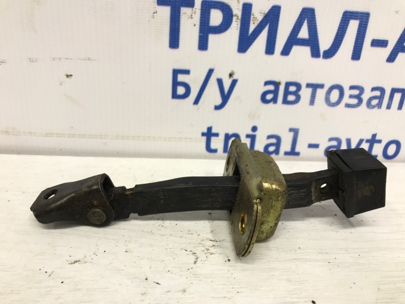 Ограничитель двери передний правый Mitsubishi Outlander CU 2.4 БЕНЗИН 4G69 2003 (б/у) Киев - изображение 1