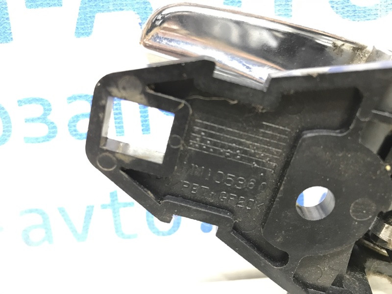 Ручка двери внутренняя правая Mitsubishi L200 KB 2.5 ДИЗЕЛЬ 4D56U 2006 (б/у) Київ - зображення 4