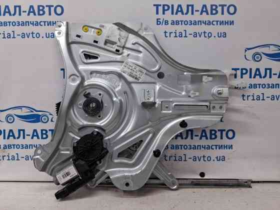Стеклоподъемник передний правый Hyundai IX35 2009-2015 824022Y000 (Арт. 68336) Київ