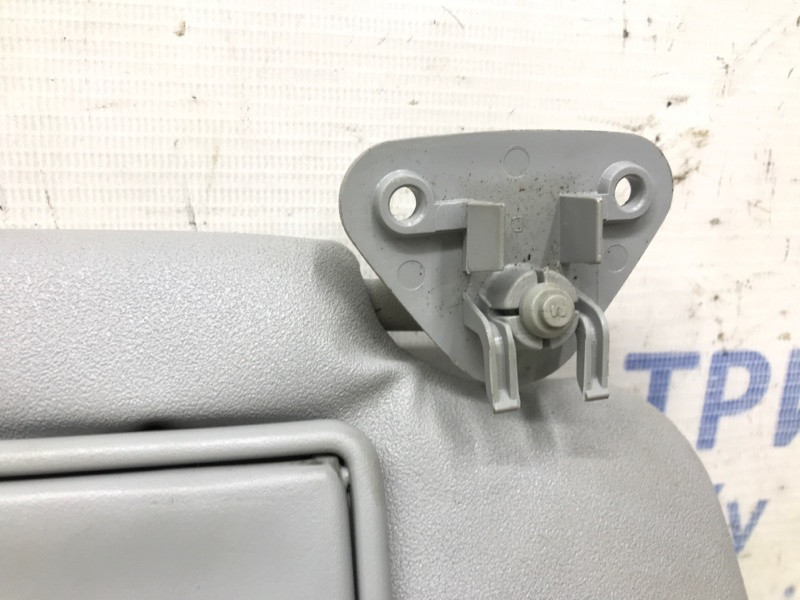 Козырек солнцезащитный правый Mitsubishi Outlander XL 2.4 БЕНЗИН 4B12 2007 (б/у) Киев - изображение 3